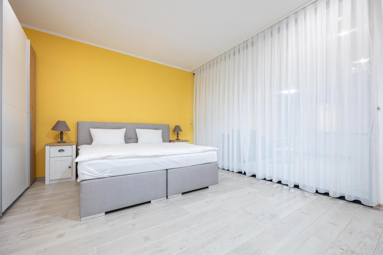 Central Park Rooms Oradea Exterior photo